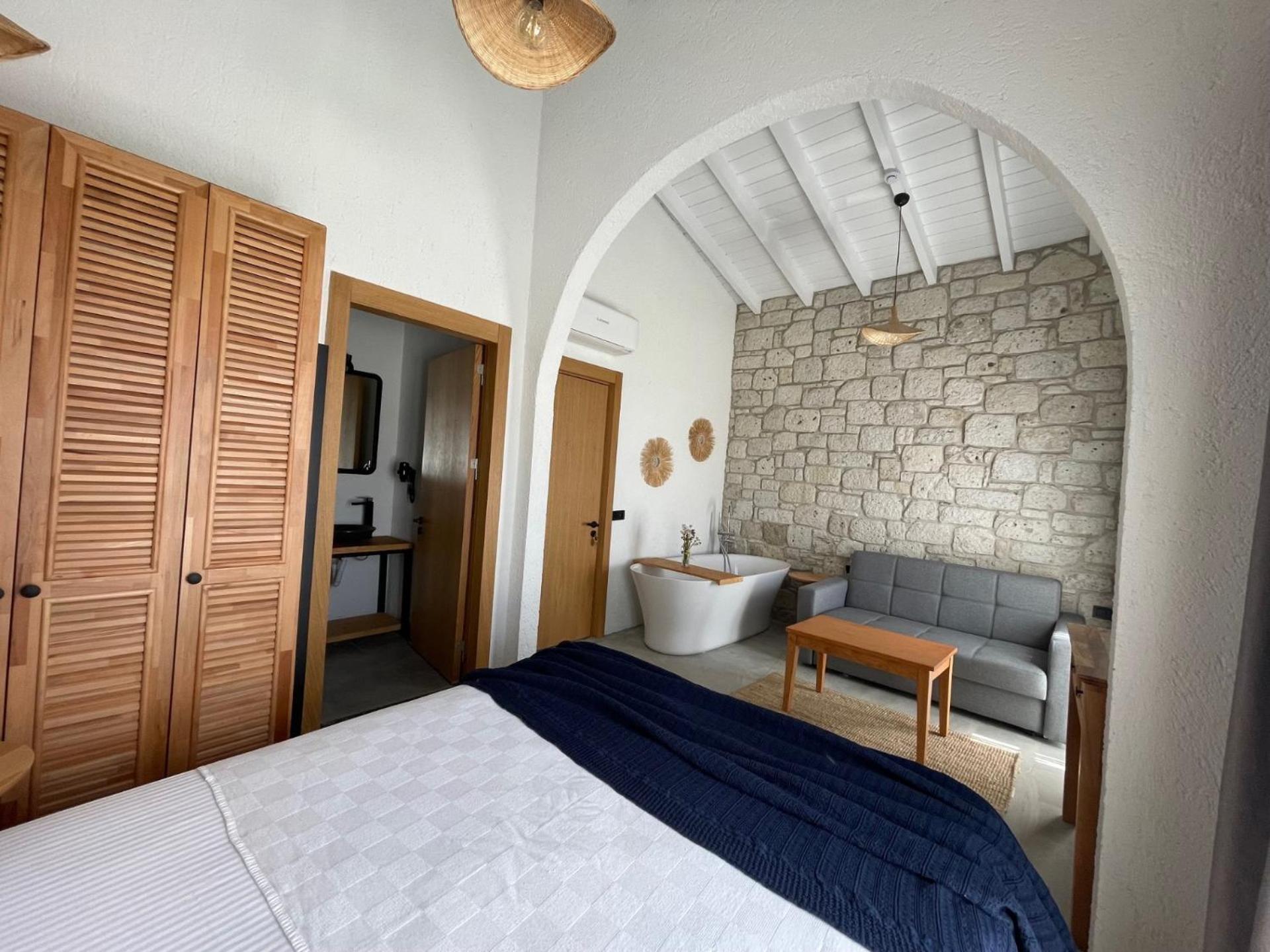 Rhea Alacati Boutique Hotel Exterior photo